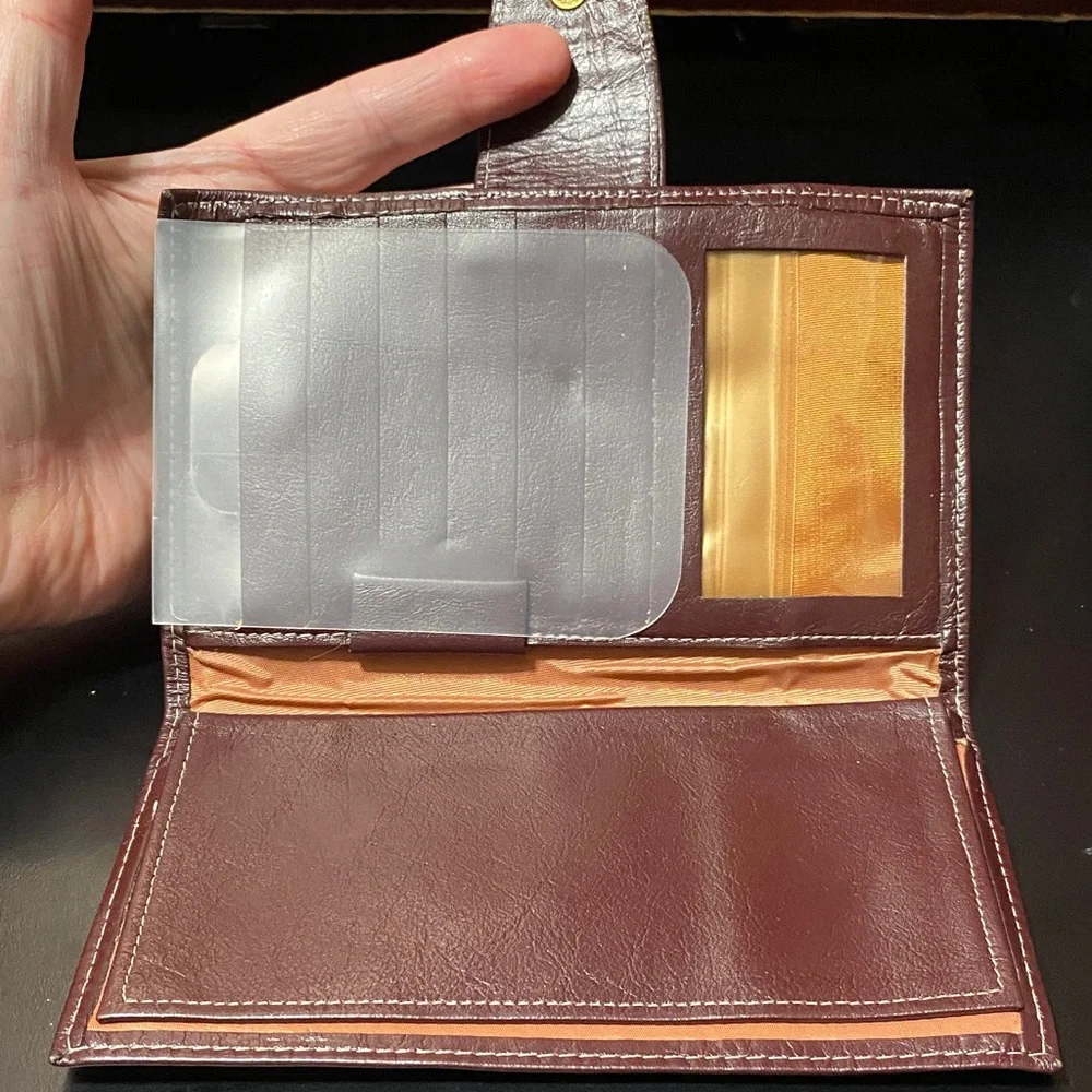 Elegant Rolf’s vintage Burgundy checkbook Leather women’s Wallet